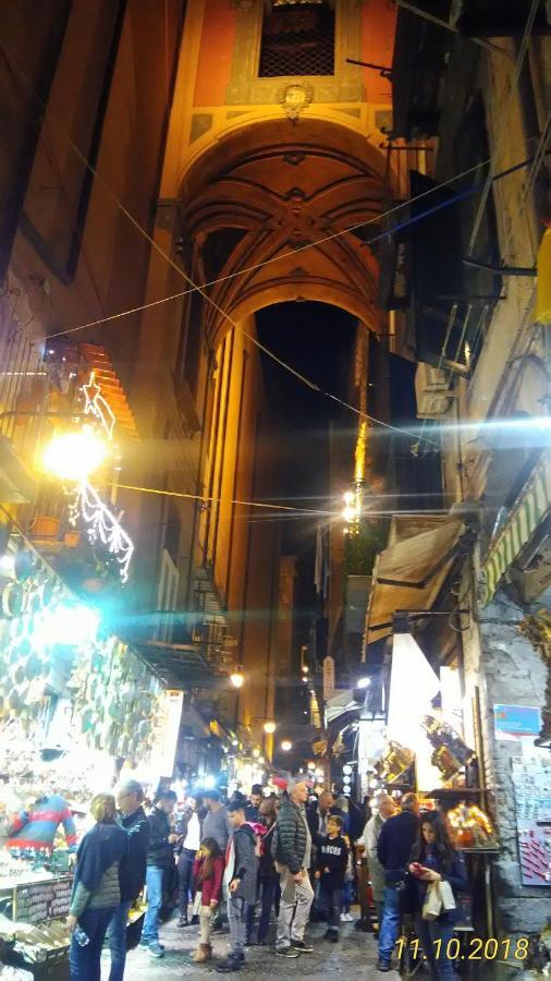Casa Lillina A Toledo , Near Piazza Del Plebiscito Apartment Napoli Ngoại thất bức ảnh
